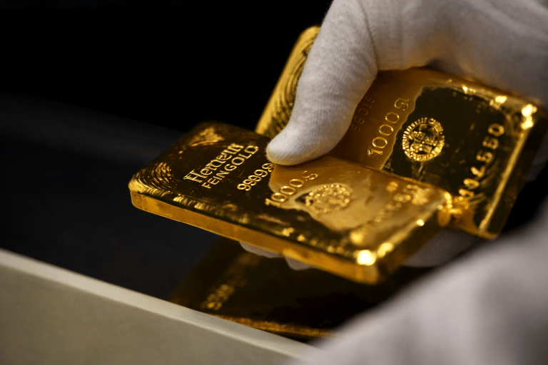 SKN | האם הזהב יכול לשמור על הזינוק ההיסטורי שלו כאשר המחירים שוברים את מחסום ה־4,500 דולר?