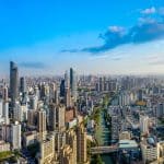 SKN | שווקי אסיה נסחרים במגמה מעורבת בפתיחת המסחר הבוקר, כאשר תנועות במטבעות והפסדים אזוריים מעצבים את סנטימנט המשקיעים