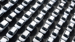 SKN | אירופה קונה זמן לתעשיית הרכב הכלואה בין רגולציה למציאות