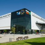 SKN | הפטור ממס קופץ ל-150 דולר: שינוי קטן בתקנה, השפעה רחבה על הצרכן והקמעונאות