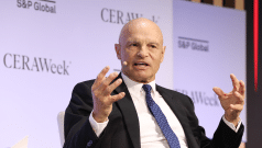 SKN | מייסד Gunvor מפנה את מקומו כאשר כוח הניהול עובר לסוחר נפט אמריקני — מעבר הנהגה משמעותי בענף