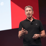 SKN | הערבות של לארי אליסון בהיקף 40.4 מיליארד דולר מעלה את הרף במירוץ על פרמאונט–וורנר ברדרס