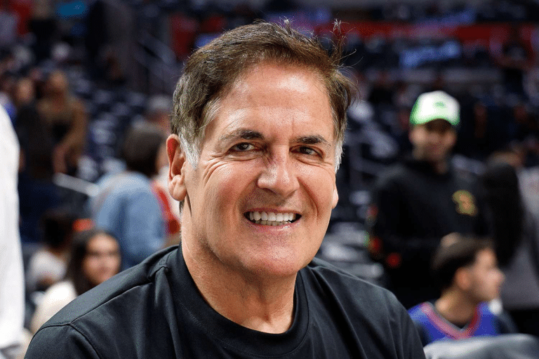 SKN | מארק קיובאן דוחף את טראמפ להקל על עמלות תרופות כדי לחזק את ייצור הגנריקה האמריקאי