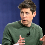 SKN | סם אלטמן מ-OpenAI משמיע “קוד אדום” כאשר מתחרות ה-AI מאיצות את התחרות הגלובלית