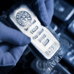 SKN | הכסף נסוג מרמת שיא היסטורית כשהסוחרים מבצעים רווחים על רקע תנודתיות בשווקים