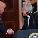 SKN | האם המהלך ההפוך של טראמפ לגבי שבבי Nvidia ישנה את מאזן הכוחות הגלובלי במרוץ ה-AI?