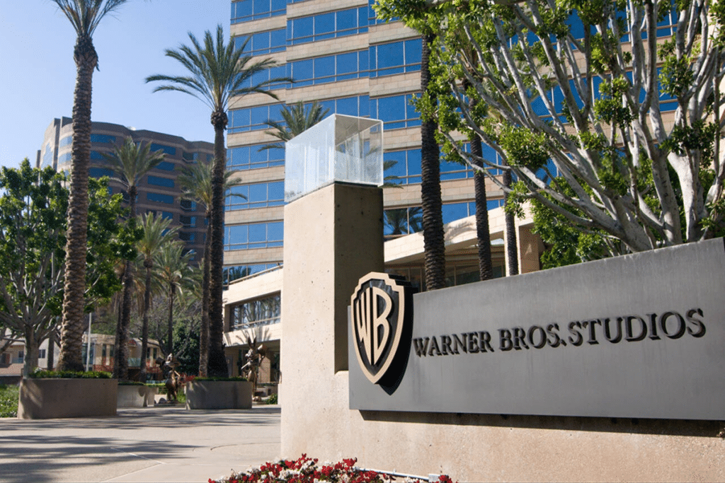 SKN | האם Warner Bros. Discovery נכנסת לשלב התאוששות אמיתית או למהלך ראלי זמני בשוק?