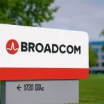 SKN | ההתקדמות היציבה של ברודקום מעלה שאלה רחבה יותר: האם AVGO נכנסת לשלב הבא של הנהגה מונעת-בינה מלאכותית?