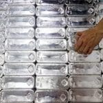 SKN | קרן iShares Silver Trust ‏(SLV) מזנקת כאשר התנודתיות בכסף מדגישה ביקוש מחודש למתכות יקרות