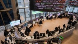 SKN | שווקים באירופה נפתחו בצורה מעורבת לאחר שעליות מטבע חזקות לוחצות על המניות