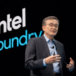 SKN | מניית אינטל מזנקת לאחר שטראמפ תומך במהלך ההתאוששות — האם וושינגטון הפכה לתומכת החזקה ביותר של אינטל?