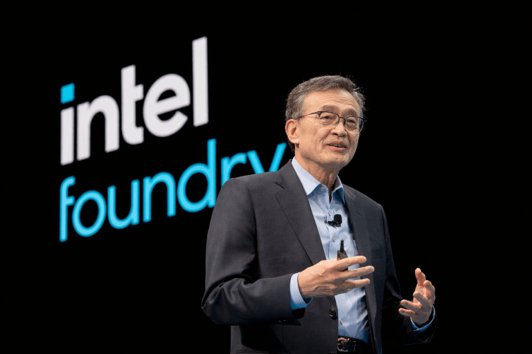 SKN | מניית אינטל מזנקת לאחר שטראמפ תומך במהלך ההתאוששות — האם וושינגטון הפכה לתומכת החזקה ביותר של אינטל?