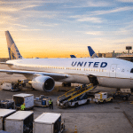 SKN | האם נסיעות העסקים באמת חזרו? יונייטד איירליינס אומרת שהביקוש “מדהים” בתחילת 2026