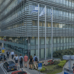 SKN | סגירת שוק ישראל: מדדי תל אביב מאריכים את ההתאוששות כאשר הקונים דוחפים את המניות מעל רמות מפתח