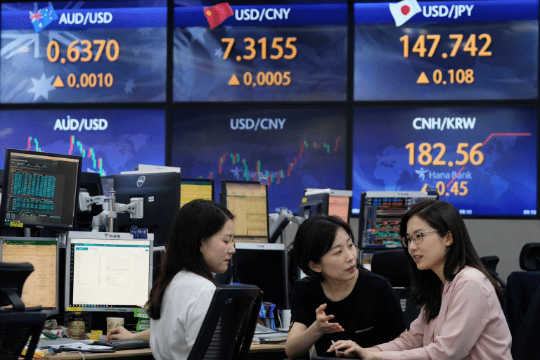 SKN | שווקי אסיה נסגרו בירידות כאשר יפן והונג קונג מאריכות את התיקון בעוד אוסטרליה מחזיקה מעמד