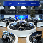 SKN | שווקי אירופה ננעלים במגמה מעורבת כאשר עליות במניות מתנגשות עם חולשה במטבעות ב-13 בינואר