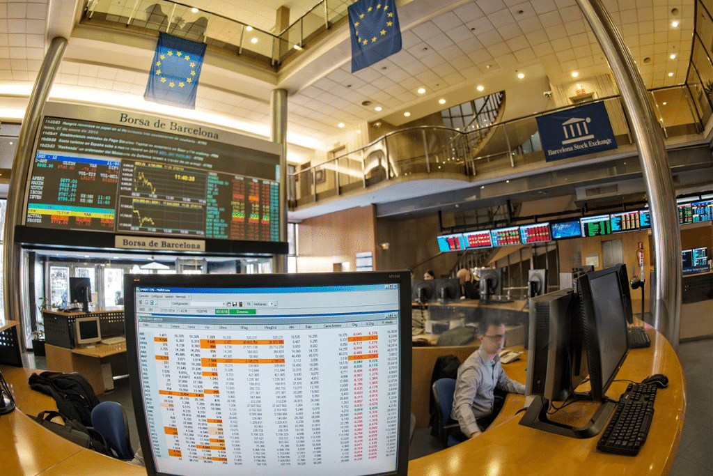 SKN | שווקי אירופה ננעלים בעליות כאשר חוזק במניות מקזז רוחות נגד במטבעות