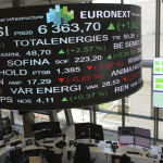 SKN | מניות אירופה ננעלות במגמה מעורבת כאשר תנועות המטבע וציפיות הריבית מעצבות את הסנטימנט