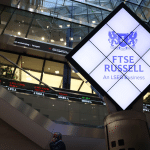 SKN | מדד FTSE 100 חוצה לראשונה את רף 10,000 הנקודות כאשר אופטימיות תחילת השנה מרימה את מניות בריטניה