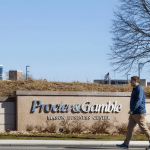 SKN | האם פרוקטר אנד גמבל מתכוננת לאיפוס משמעותי של ג’ילט עם מערכת הסכינים החדשה Lystra?