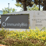 SKN | מניית ImmunityBio מזנקת כאשר מומנטום קליני וצמיחת הכנסות מחזירים את מיקוד המשקיעים