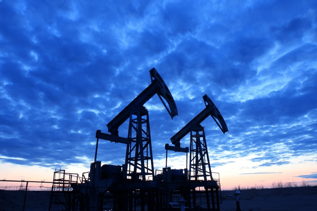 SKN | מחירי הנפט נופלים ככל שהמתיחות במזרח התיכון מתמתנת והסיכונים לאספקה מצטמצמים