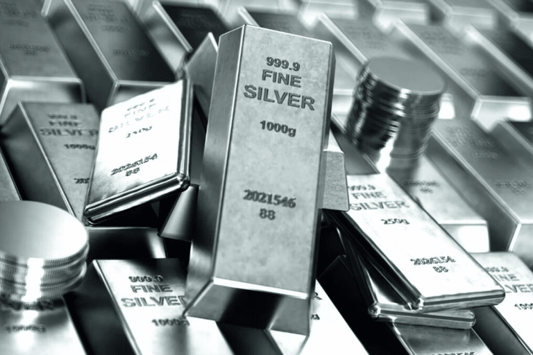 SKN | תנודתיות מחירי הכסף ב-2026: הגורמים המרכזיים ושיקולי המשקיעים