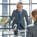 SKN | הכסף שלכם נרדם בפיקדון? כך תפיקו ממנו יותר בעולם של ריבית יורדת