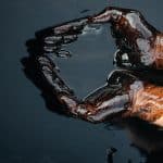 SKN | תנודתיות בשוק הנפט הגולמי: האם השוק נערך לשינוי בביקוש האנרגיה הגלובלי?