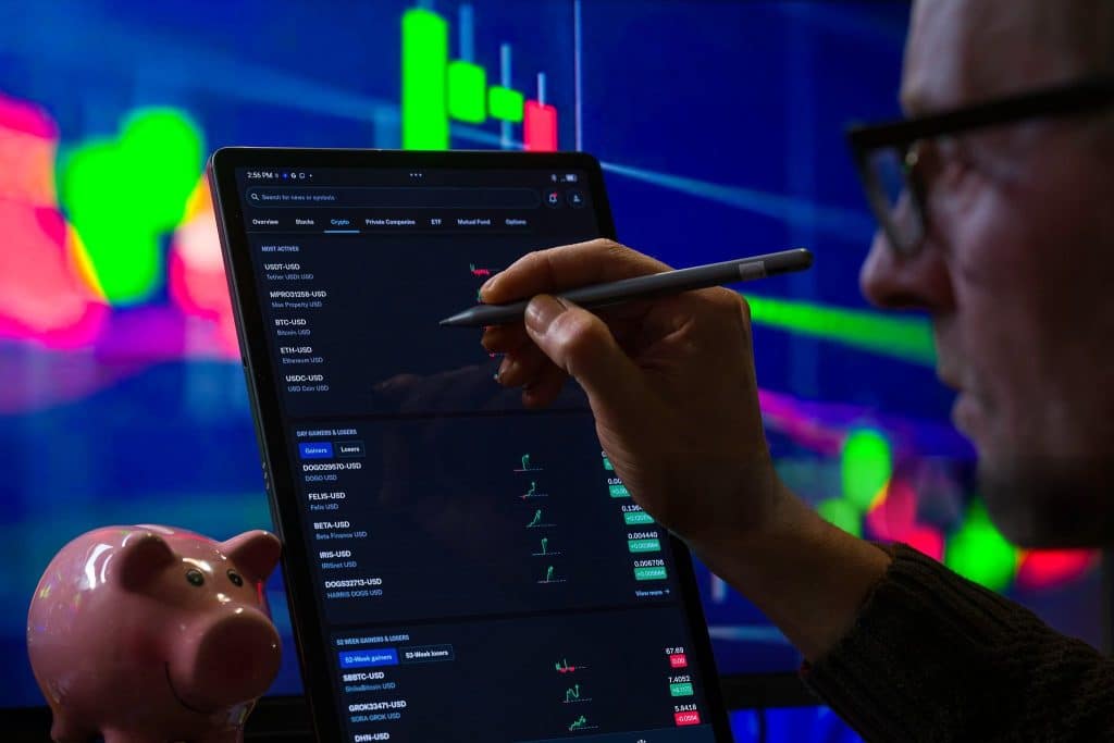 SKN | סקירת ביצועי שווקים גלובליים לשבוע (16–20 בפברואר 2026): עליות רוחביות כאשר התנודתיות נסוגה