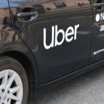 SKN | האם הימור הטעינה של 100 מיליון דולר של Uber הוא החוליה החסרה בשאיפות הרובוטקסי שלה?