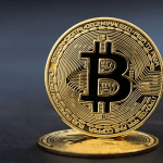 SKN | ביטקוין ב־64,000 דולר: זעזוע מאקרו או תחילתה של שבירה מבנית?