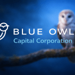 SKN | מניית Blue Owl צונחת ב-10%: האם עצירת פדיונות היא אות האזהרה הראשון בשוק האשראי הפרטי?