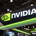SKN | Nvidia במכפיל רווח של 24: האם ענקית ה־AI מתומחרת בחסר באופן מפתיע לפני הדוחות?