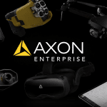 SKN | האם Axon יכולה לשמר את המומנטום לאחר זינוק של 15% בעקבות הדוחות?