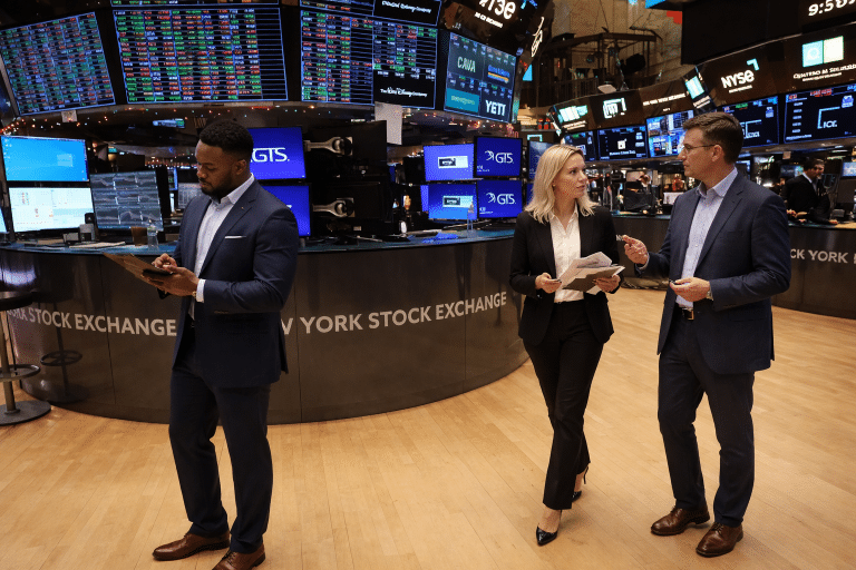 SKN | האם וול סטריט נכנסת לשלב תנודתיות חדש בעקבות אינפלציה חמה וחששות מ-AI?