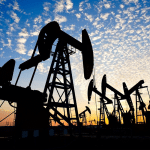 SKN | הנפט מזנק לשיא של שישה חודשים על רקע מתיחות בין ארה”ב לאיראן והתרחבות פרמיית הסיכון באספקה