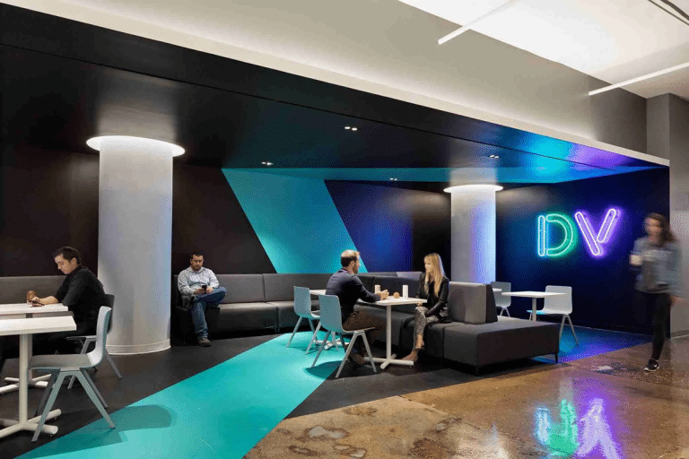 SKN | DoubleVerify (DV) מזנקת: עקיפת תחזיות בדוחות ומומנטום באד-טק מציתים פריצה