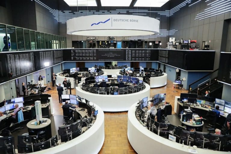 SKN | אירופה ננעלה במגמה מעורבת ב-27 בפברואר: FTSE מוביל בעוד STOXX 50 נחלש