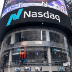 SKN | מדד Nasdaq Composite מאריך את העליות ב-17 בפברואר – האם מומנטום הטכנולוגיה ידחוף לשיאים חדשים?