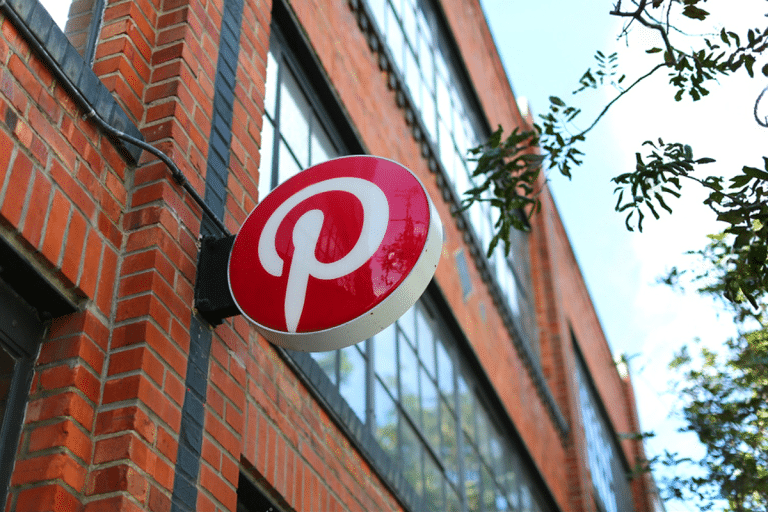 SKN | פינטרסט ניצבת בפני אפסייד מוגבל כאשר קיצוץ בפרסום קמעונאי לוחץ על תחזית הצמיחה, מזהירים ב-Wedbush