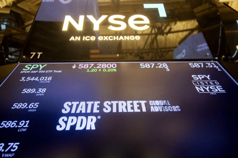 SKN | קרן SPY נסחרת סמוך לשיאים ב-17 בפברואר – האם תעודת הסל על ה-S&P 500 תוכל לשמר את המומנטום?