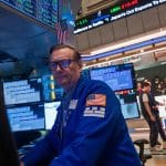 SKN | מניות ארה”ב פותחות בירידות כאשר התנודתיות מזנקת: רוטציה או הפסקה רחבה יותר בשוק?