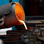 SKN | הזהב והכסף נחלשים כאשר שוקי הסחורות מתקררים ב-17 בפברואר – האם הראלי מאבד מומנטום?