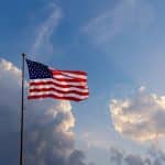 SKN | ארה״ב שוקלת לחייב בנקים לאסוף נתוני אזרחות – שינוי רגולטורי או איתות פוליטי?