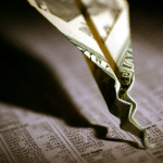 SKN | מניות ואג”ח נסחרו בתנודתיות מתונה במסחר דליל בשל חג: מה מאותתת התנודתיות המרוסנת למשקיעים גלובליים