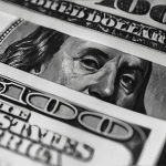 SKN | הדולר האמריקאי מתייצב: נתוני PPI חמים עוצרים את המומנטום השלילי