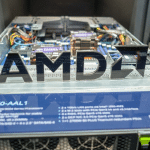 SKN | מניית AMD בנקודת מפנה מרכזית: האם משקיעים צריכים להמתין לירידה או להתמקד בצמיחת הבינה המלאכותית לטווח הארוך?