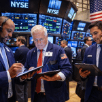 SKN | השווקים בארה״ב מתאוששים ב-23 במרץ 2026 כאשר מניות קטנות מזנקות והסנטימנט הגלובלי משתפר