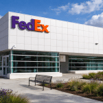 SKN | פדאקס נכנסת למרוץ המשלוחים באותו יום: האם תוכל להקדים את אמזון, וולמארט וטארגט?